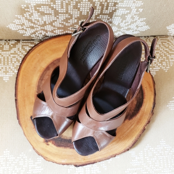 LEATHER CHUNKY WOOD PLATFORM STUDDED SANDALS - Picture 9 of 13